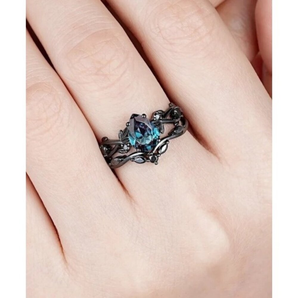 Pear Cut Alexandrite & Moissanite 2 piece Bridal Wedding engagement ring Rhodium - Picture 8 of 8